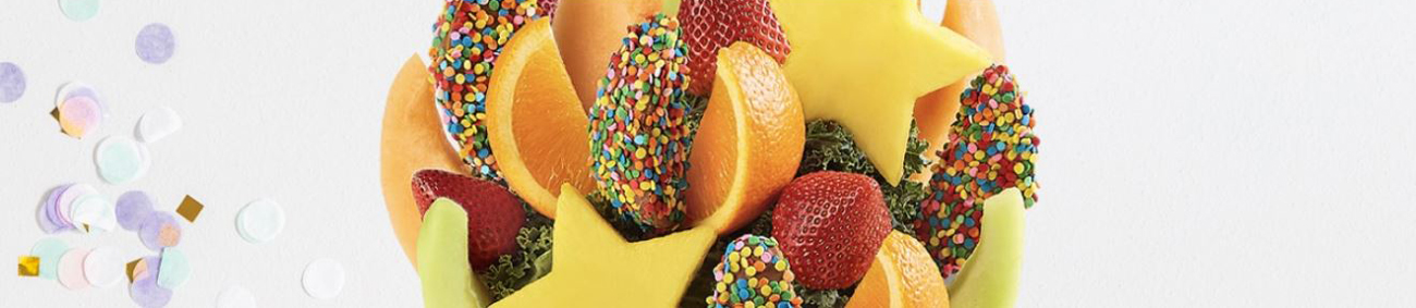 Fruits are made to form a flower shape.